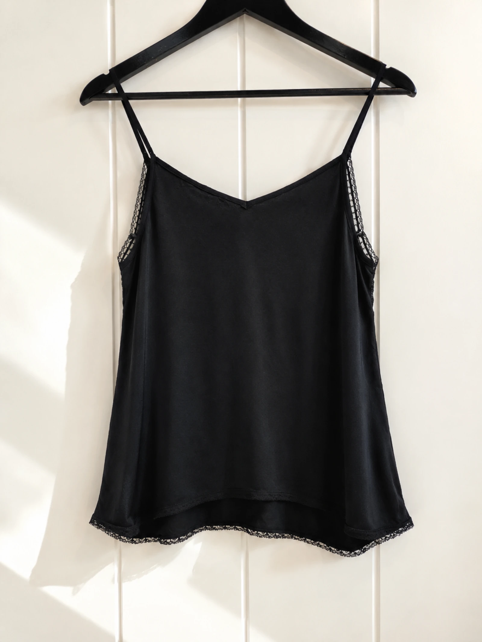 Black chemise-style T-shirt Stradivarius size S – photo 2